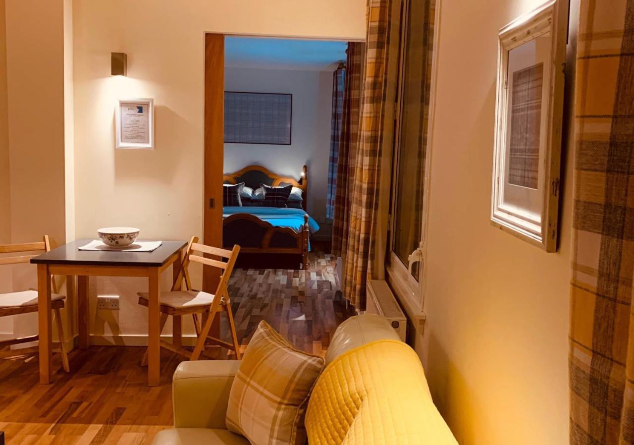 The Cowgatehead Residence Edimburgo Esterno foto